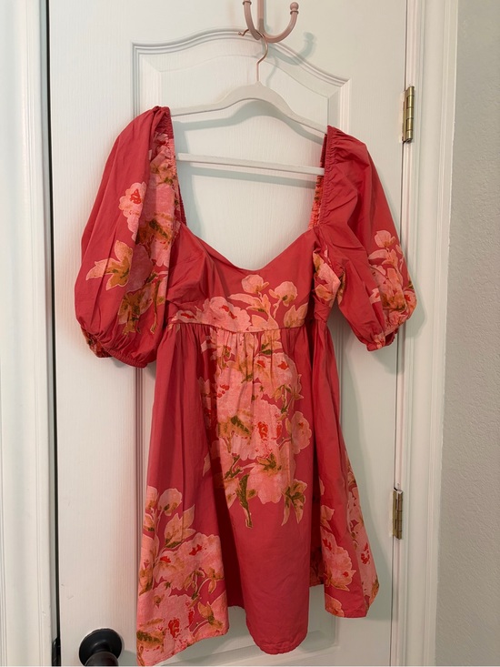Free People Dresses & Skirts - Free People Coral Pink Floral Puff Sleeve Mini Dress